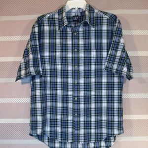 MEN'S GAP PLAID BUTTON-DOWN POCKET SHIRT SIZE M